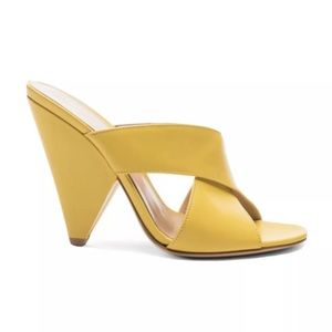 Gianvito Rossi yellow cone heel Sandals. 8.5 fit 7
